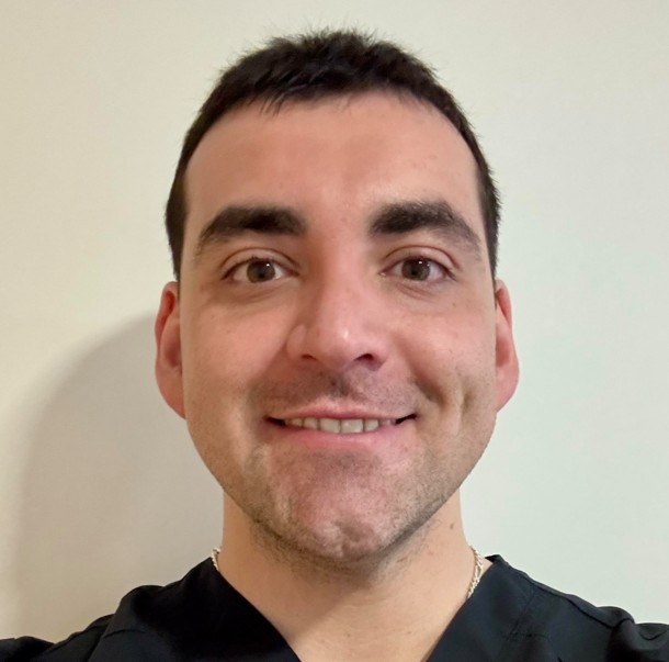 Dr. Simón Sanhueza Rozas